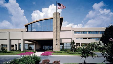 Hendersonville medical center - HENDERSONVILLE, TN (August 16, 2023) –TriStar Hendersonville Medical Center held a ground-breaking ceremony for a $21 million expansion project …